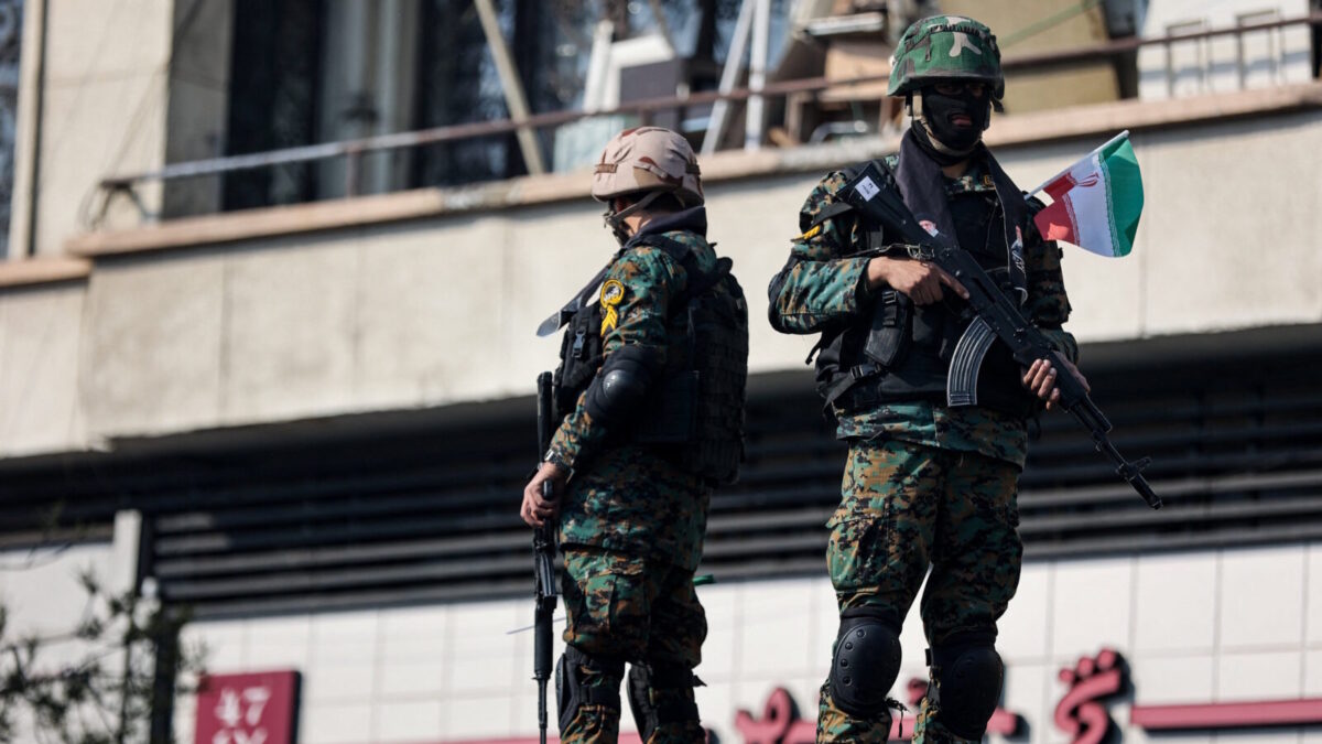 Ιρανοί αστυνομικοί στην Τεχεράνη