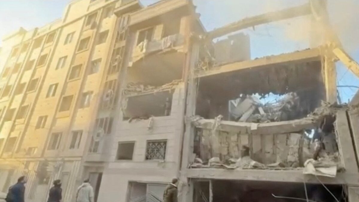 Κατεστραμμένο κτίριο στην Τεχεράνη