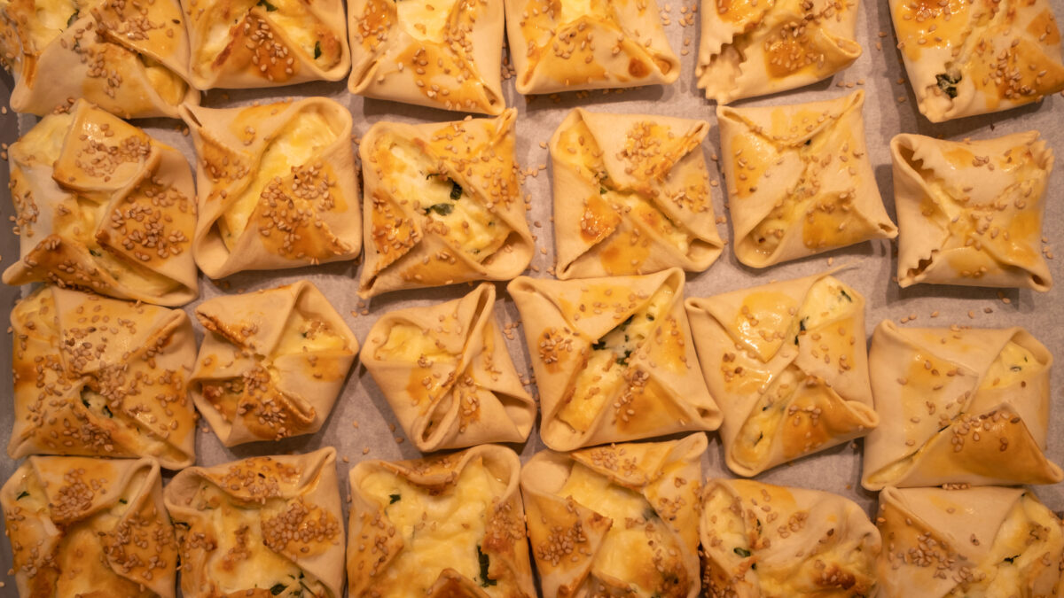 Καλιτσούνια με χόρτα