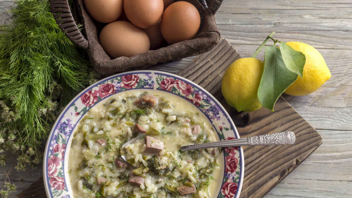 Πιλάφι με μαγειρίτσα