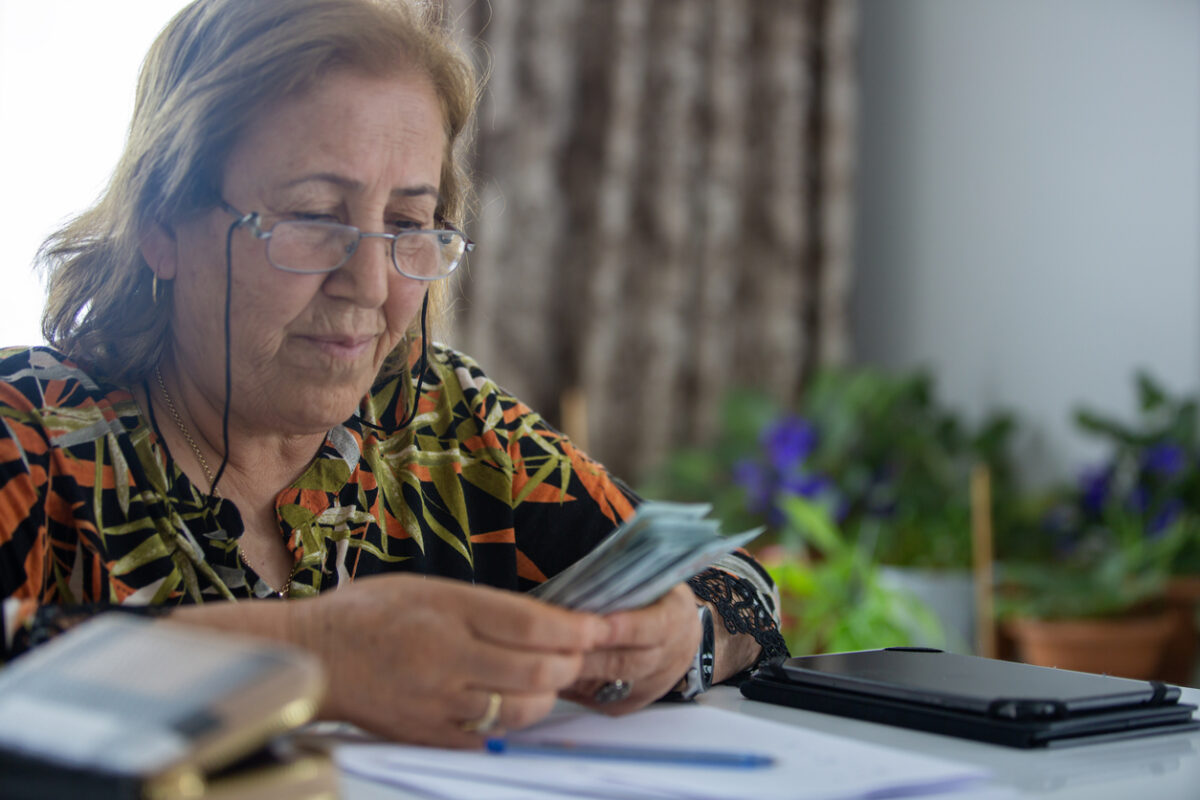 Συνταξιούχοι: Από 250 σε 300 ευρώ η ενίσχυση, διευρύνονται οι δικαιούχοι