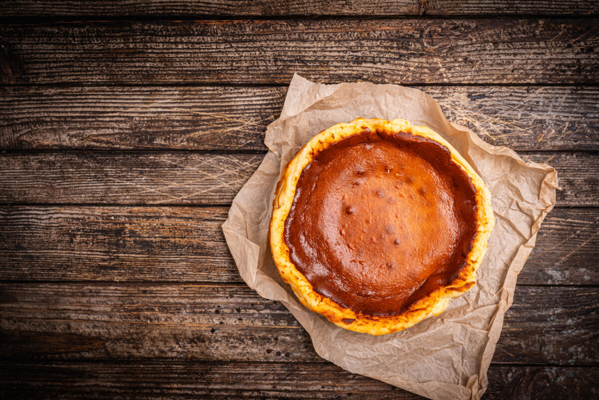 Συνταγή για βασκικό cheesecake ψημένο στον φούρνο