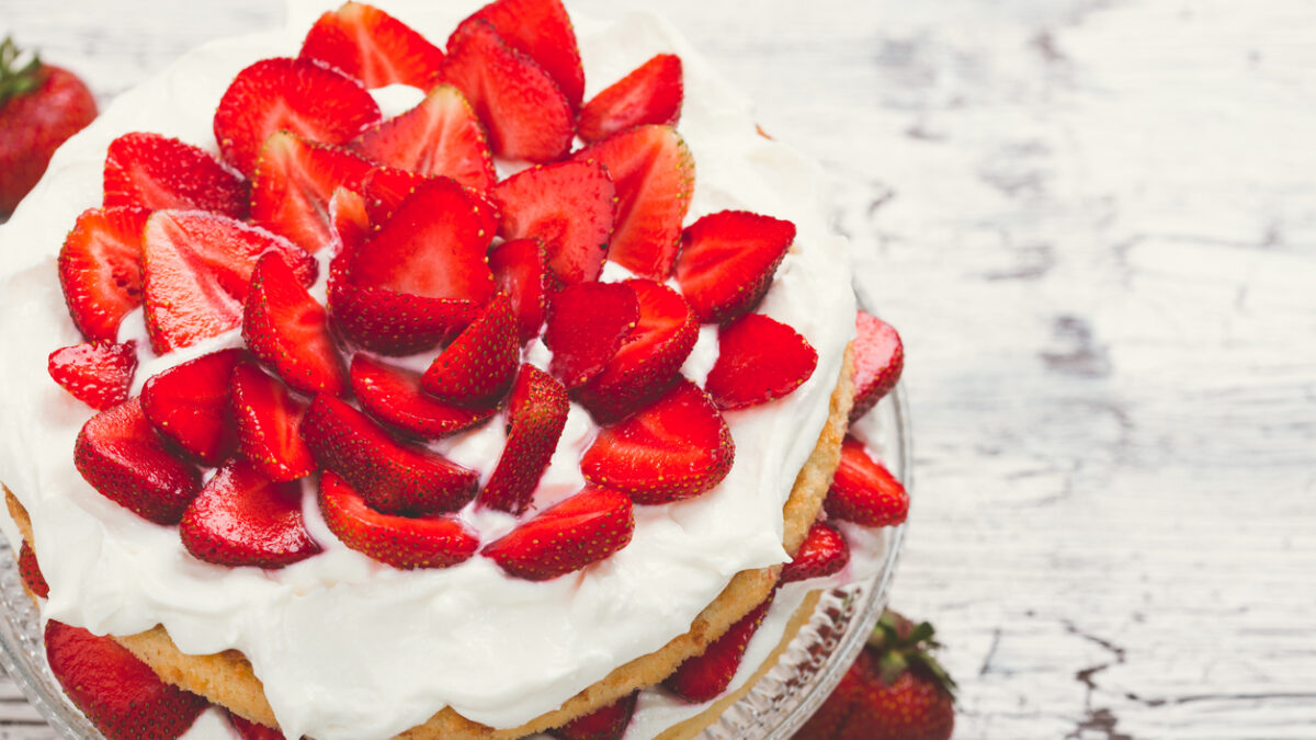 Τούρτα με φράουλες