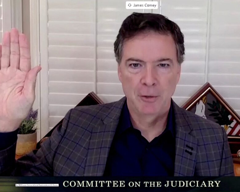 Ο πρώην διευθυντής του FBI, Τζέιμς Κόμι