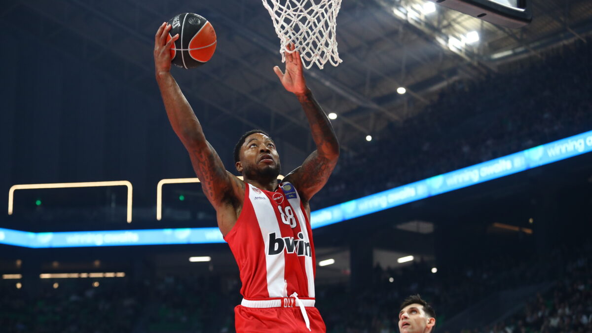 Ο Ταϊρίκ Τζόουνς