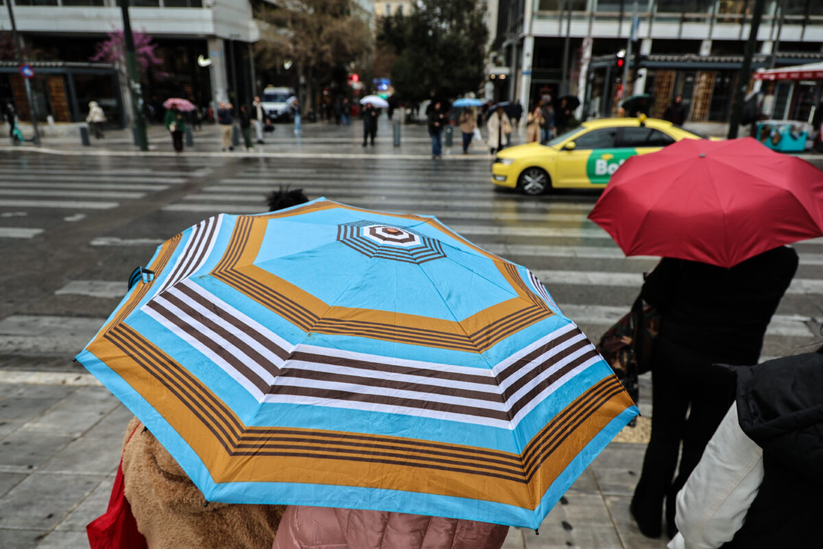 Καιρός αύριο: Βροχές και καταιγίδες σε όλη τη χώρα - Πέφτει και η θερμοκρασία