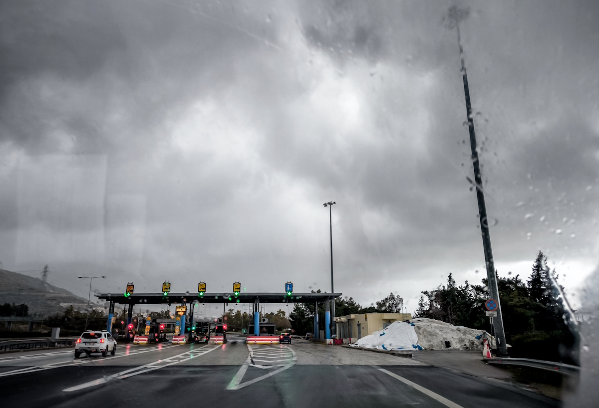 Καιρός αύριο: Βροχές και καταιγίδες στα βόρεια, καλοκαιρία στην υπόλοιπη χώρα