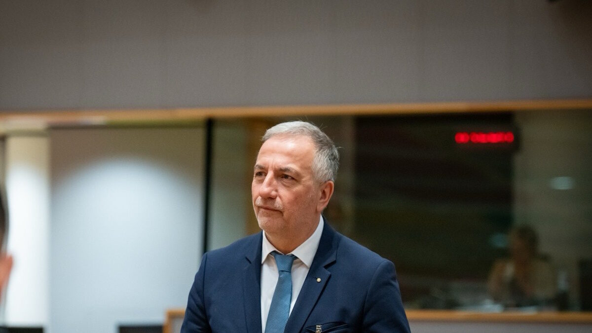 Σταύρος Καλαφάτης