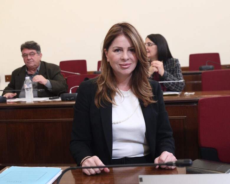 Κατερίνα Παπακώστα