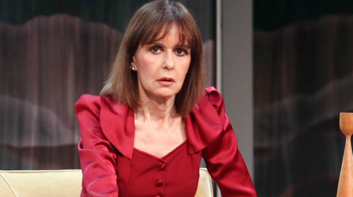 Κάτια Δανδουλάκη: Δανείστηκα χρήματα για να κάνω δικές μου δουλειές, έκανα διαφημιστικά, δάνεισα τη φωνή μου