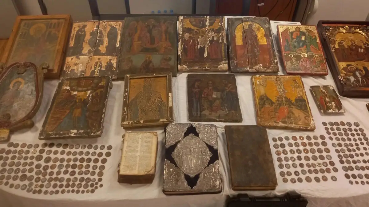 Υπόθεση αρχαιοκαπηλίας στο Μέγα Σπήλαιο Καλαβρύτων