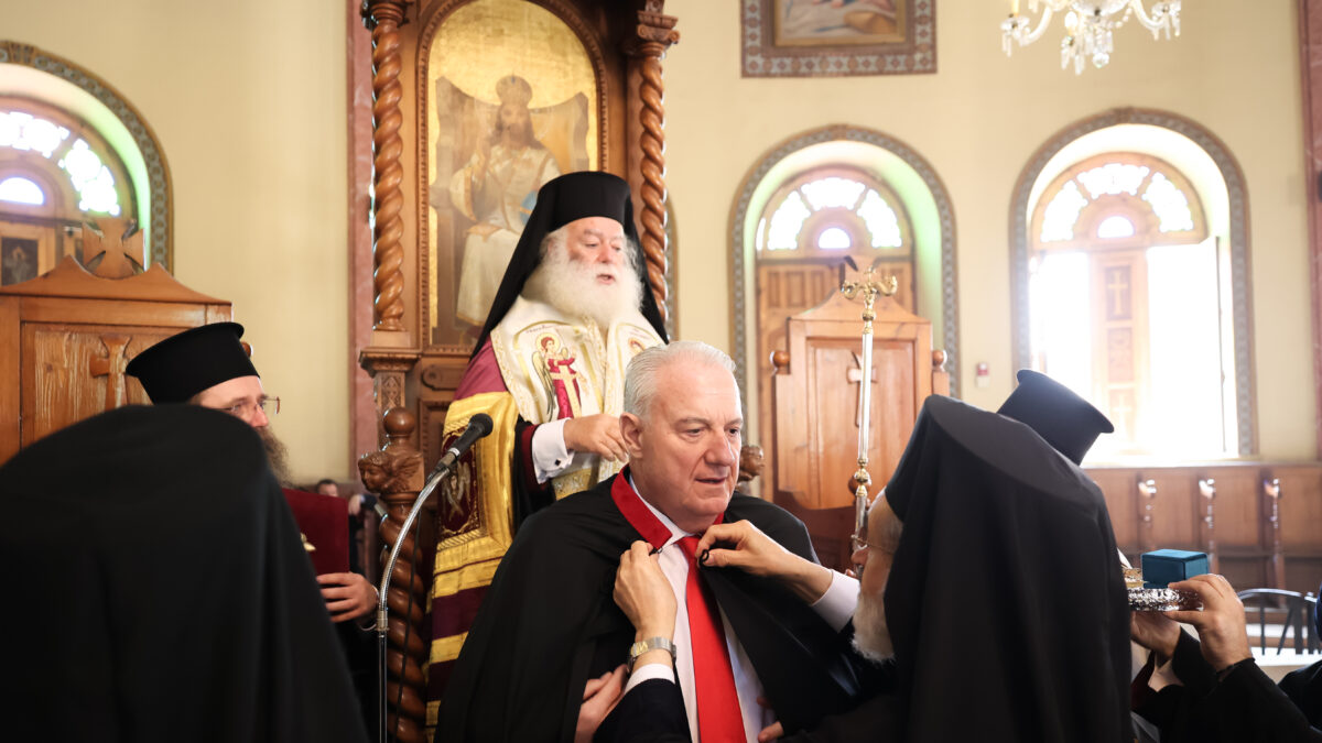Ο Σάκης Κεχαγιόλου Άρχων Μέγας Λογοθέτης στο Πατριαρχείο Αλεξάνδρειας