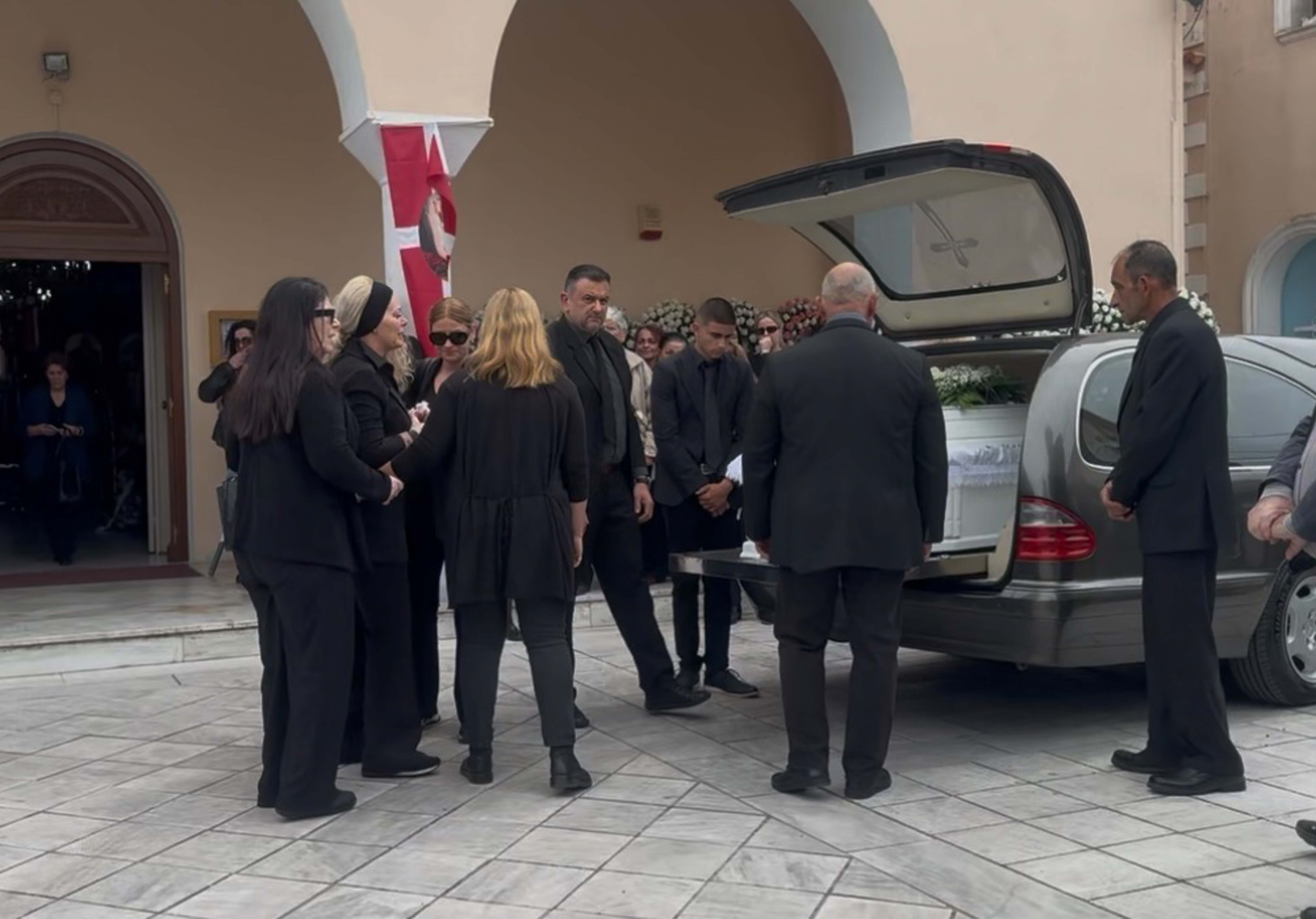 Η κηδεία της Μυρτούς στο Αργοστόλι / eurokinissi