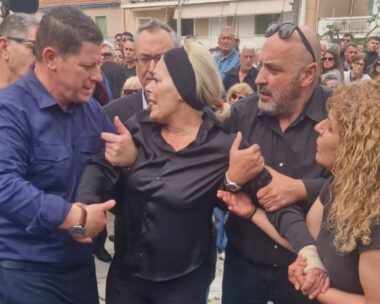 Η κηδεία της Μυρτούς στο Αργοστόλι