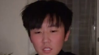 Ο Κινέζος που τραγούδησε το «Παραμυθιάζομαι» του Παντελή Παντελίδη