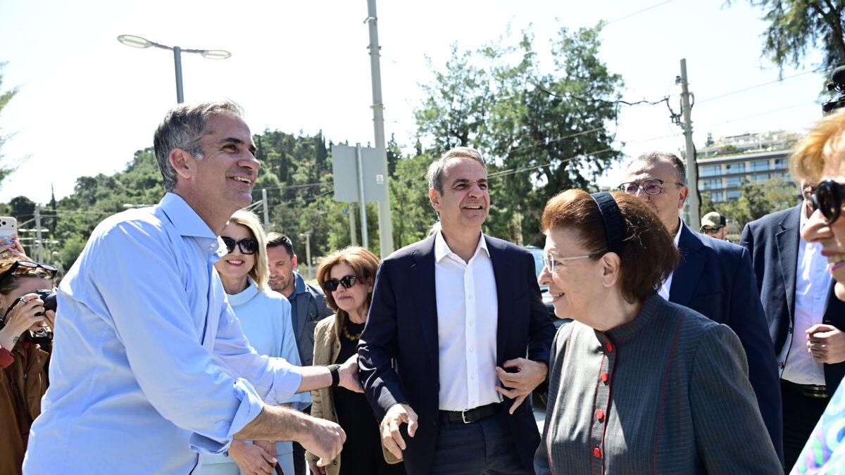 Κυριάκος Μητσοτάκης, Βασιλίσσης Όλγας