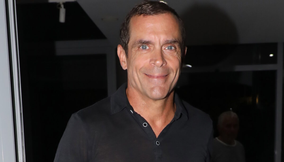 Κωνσταντίνος Μαρκουλάκης: Δεν πιστεύω στον Θεό, αντίθετα, θα το ήθελα πάρα πολύ