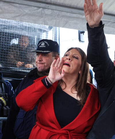 H Ζωή Κωνσταντοπούλου