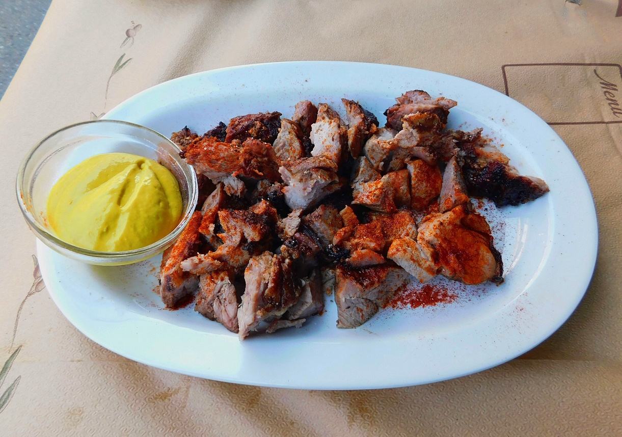 Το είναι κοντοσούβλι στις «καρδιές» του κόσμου