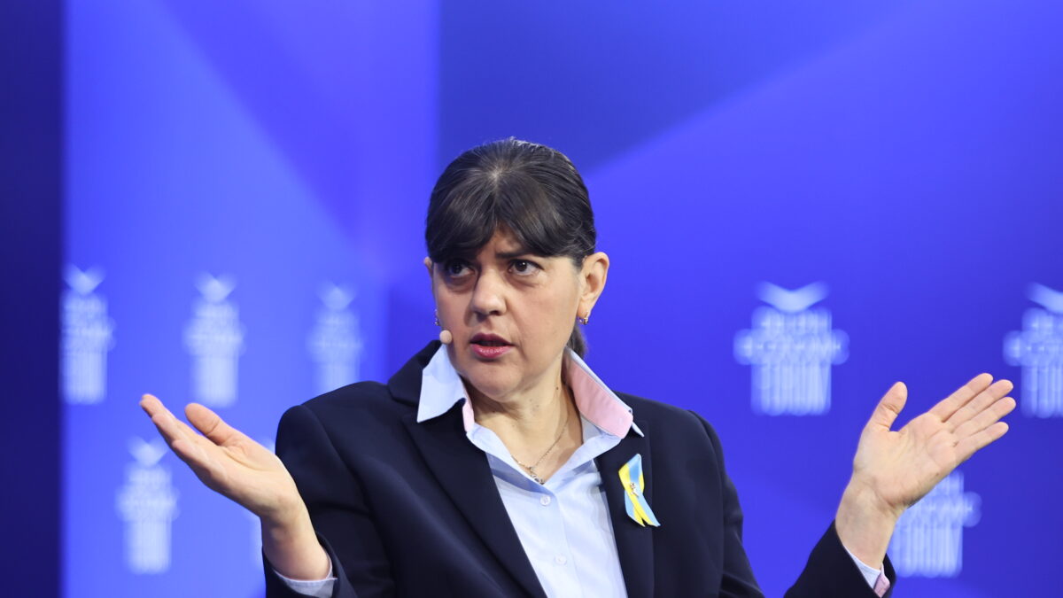 Η Λάουρα Κοβέσι