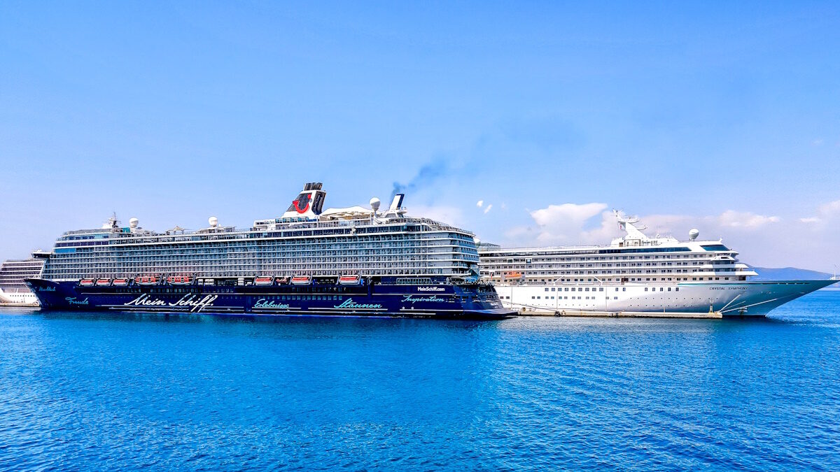 Κρουαζιερόπλοια στο λιμάνι της Κέρκυρας