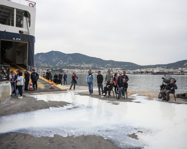 Κτηνοτρόφοι στο λιμάνι της Μυτιλήνης