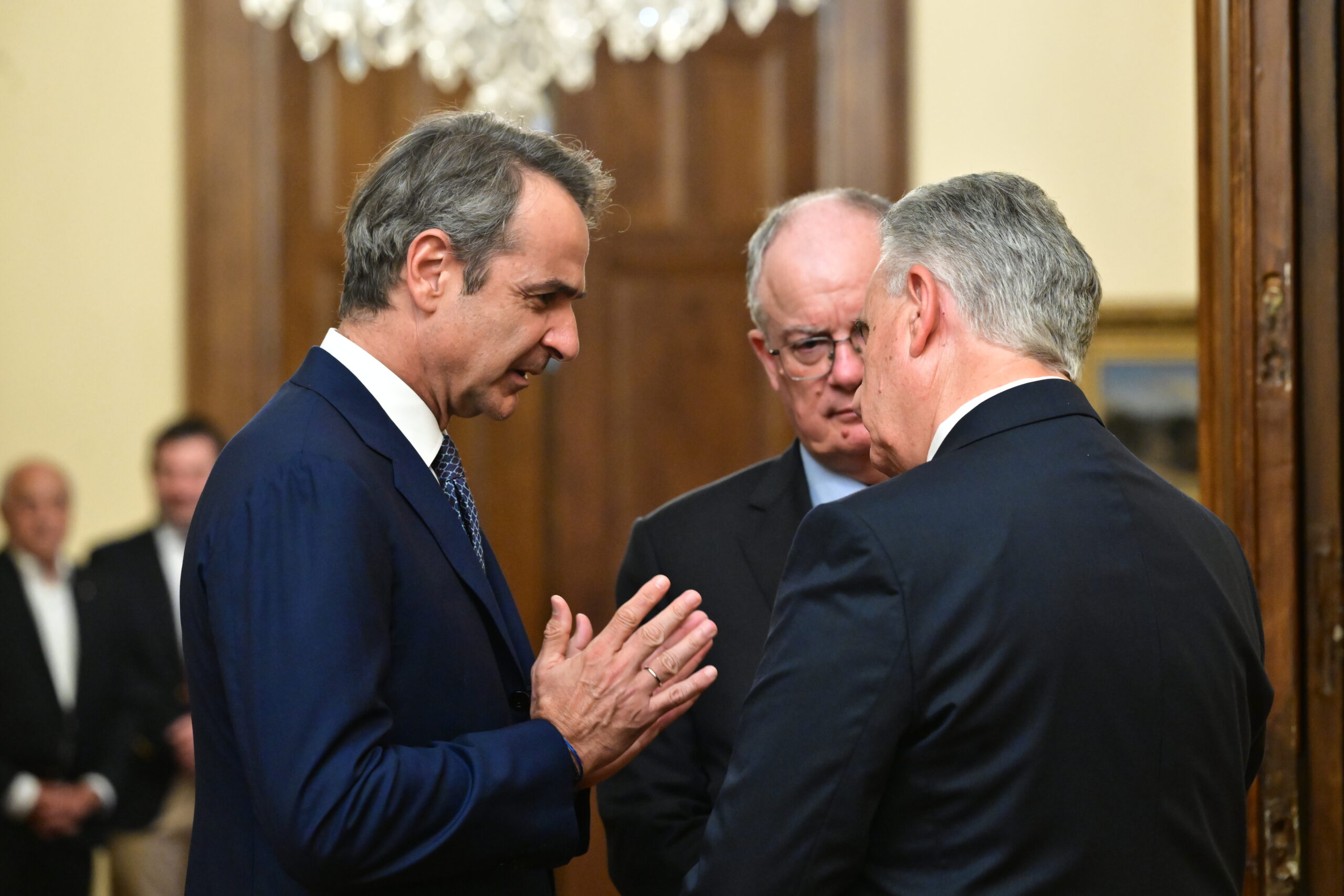 Oρκωμοσία του νέου Υφυπουργού Αγροτικής Ανάπτυξης και Τροφίμων Αθανάσιου Καββαδά, ενώπιον του Προέδρου της Δημοκρατίας Κωνσταντίνου Τασούλα και παρουσία του Πρωθυπουργού Κυριάκου Μητσοτάκη, στο Προεδρικό Μέγαρο, Τρίτη 21 Απριλίου 2026.  (ΤΑΤΙΑΝΑ ΜΠΟΛΑΡΗ