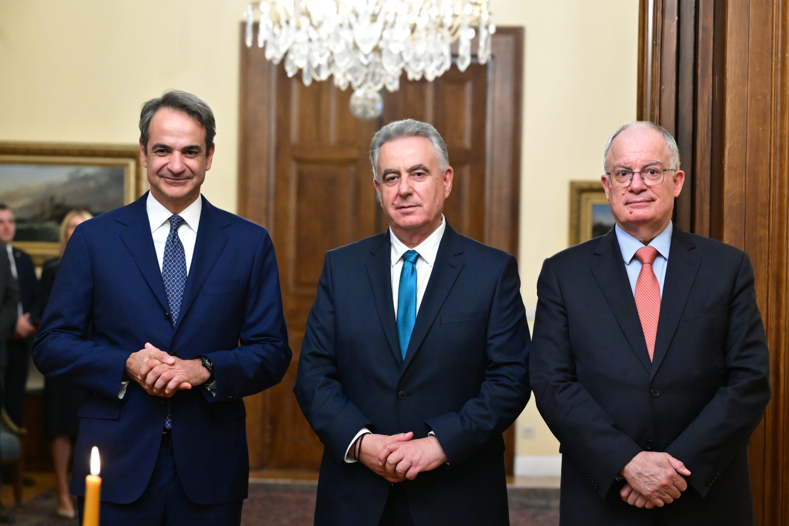 Oρκωμοσία του νέου Υφυπουργού Αγροτικής Ανάπτυξης και Τροφίμων Αθανάσιου Καββαδά, ενώπιον του Προέδρου της Δημοκρατίας Κωνσταντίνου Τασούλα και παρουσία του Πρωθυπουργού Κυριάκου Μητσοτάκη, στο Προεδρικό Μέγαρο, Τρίτη 21 Απριλίου 2026.  (ΤΑΤΙΑΝΑ ΜΠΟΛΑΡΗ