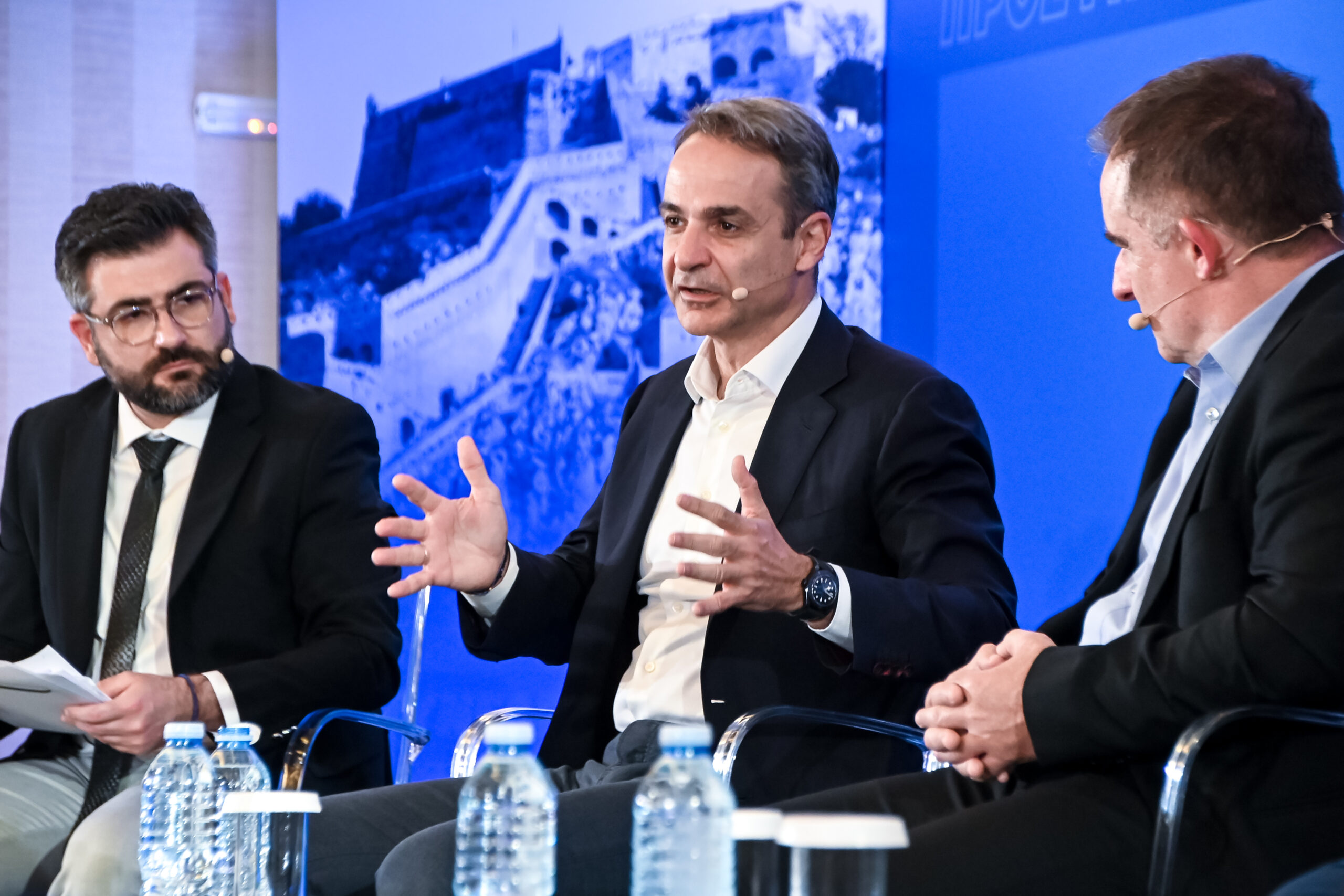 Ο Κυριάκος Μητσοτάκης στο 5ο προσυνέδριο της Νέας Δημοκρατίας, με θέμα «Σύγχρονο Κράτος για όλους»