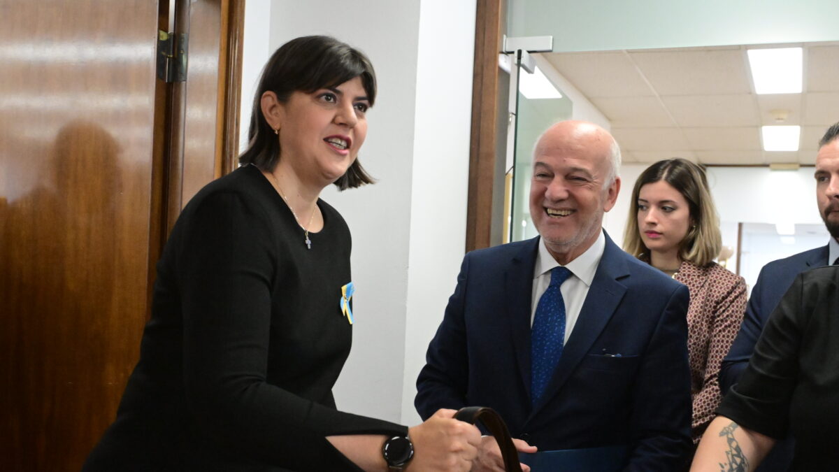 Λάουρα Κοβέσι / Γιώργος Φλωρίδης