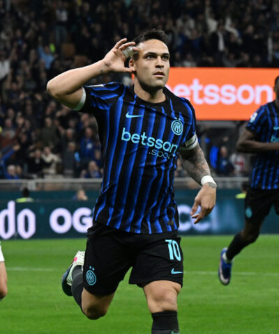 Ο Λαουτάρο Μαρτίνες