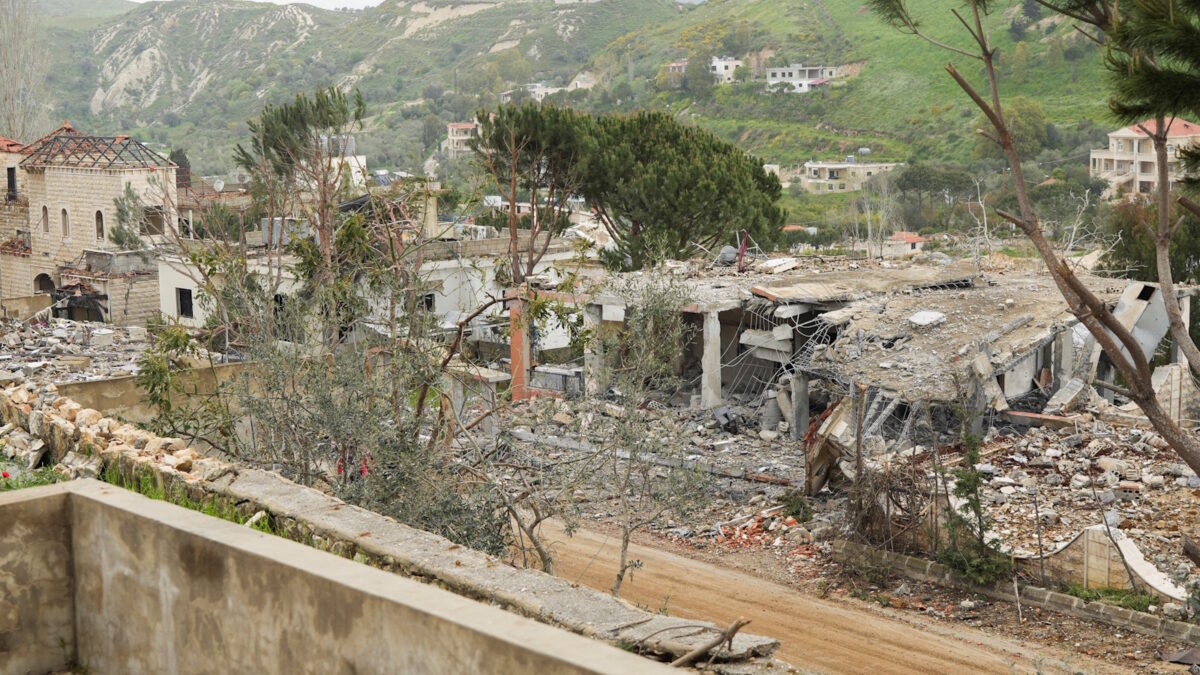 Εικόνες καταστροφής στον νότιο Λίβανο από ισραηλινούς βομβαρδισμούς