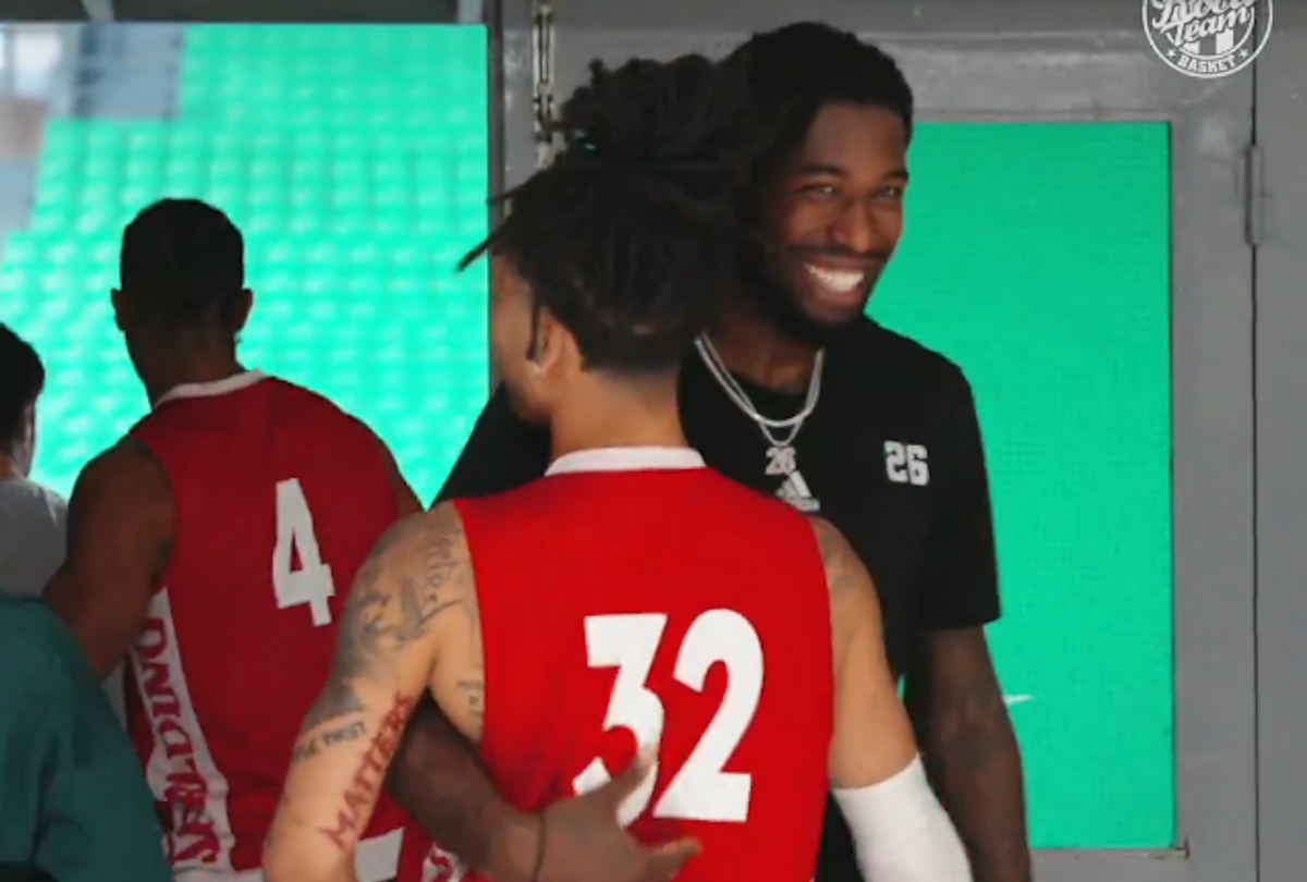 Παναθηναϊκός – Μονακό: Η «έφοδος» του Ματίας Λεσόρ στην προπόνηση των φιλοξενούμενων και οι αγκαλιές