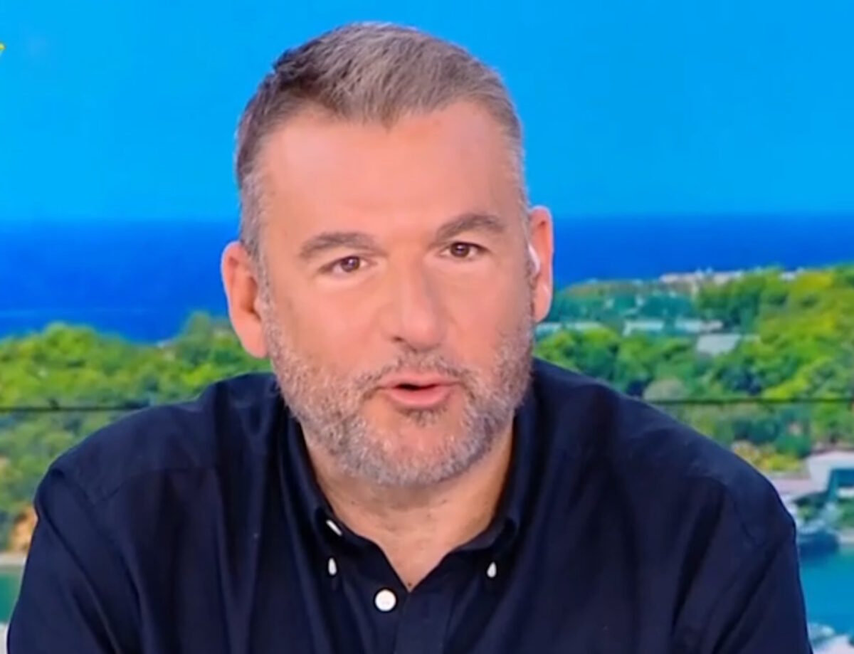 Γιώργος Λιάγκας: Μου την «έπεσε» ο καθηγητής που μου έκανε ιδιαίτερα στο σπίτι, μου έπιασε το μπούτι