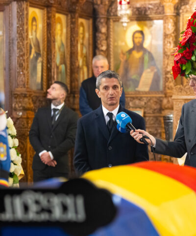 Ο Ραζβάν Λουτσέσκου