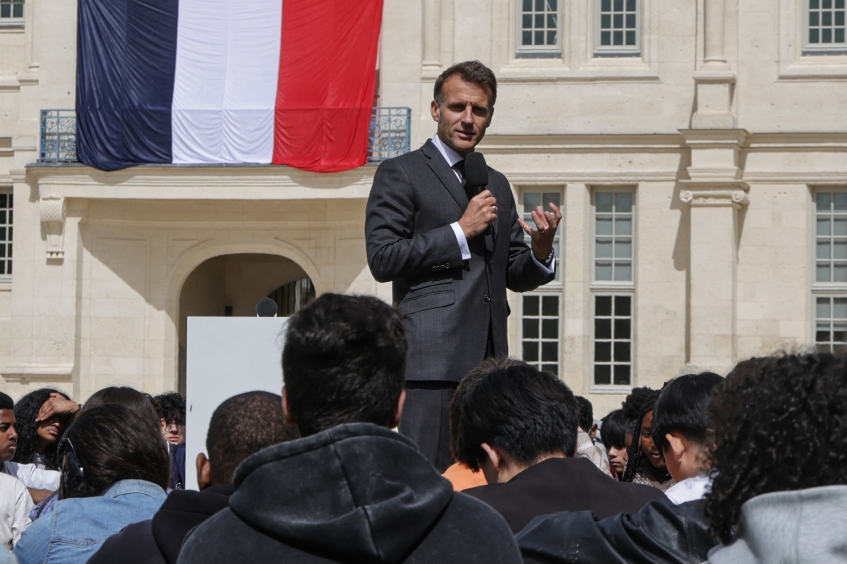 Ο Μακρόν προτείνει «μία ημέρα χωρίς ίντερνετ» κάθε μήνα στους νέους - Η ελληνική λέξη που χρησιμοποίησε