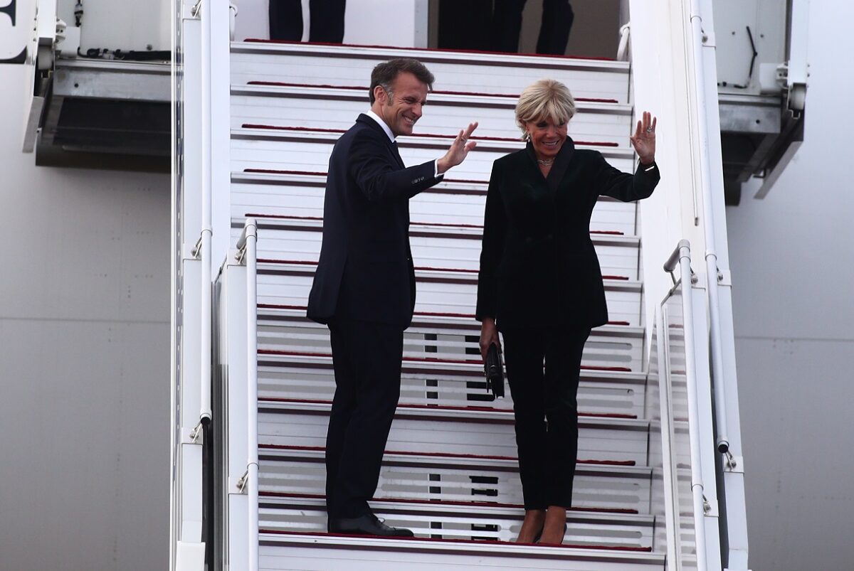 Τα μηνύματα Μακρόν πριν την αναχώρηση για Γαλλία - Τα κέρδη από την επίσκεψη του Γάλλου προέδρου