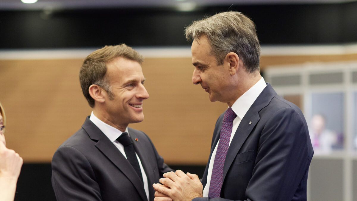 Εμανουέλ Μακρόν και Κυριάκος Μητσοτάκης