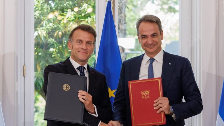 Ο Εμανουέλ Μακρόν και ο Κυριάκος Μητσοτάκης