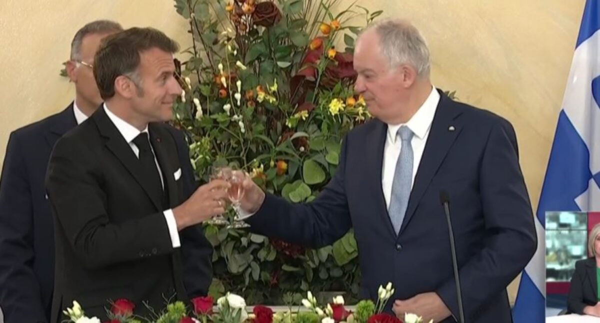 Μακρόν: «Ελλάς, Γαλλία, συμμαχία» είπε στα ελληνικά – «Η Ευρώπη, χωρίς την Ελλάδα, δεν θα ήταν η Ευρώπη»