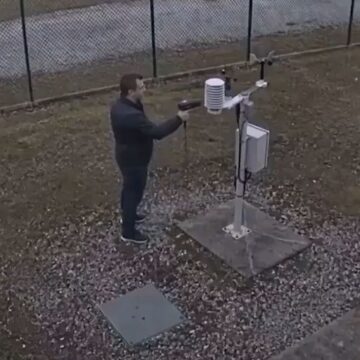 Κέρδισε 36.900 δολάρια στην Polymarket φυσώντας με πιστολάκι αισθητήρα θερμοκρασίας στο αεροδρόμιο του Παρισιού