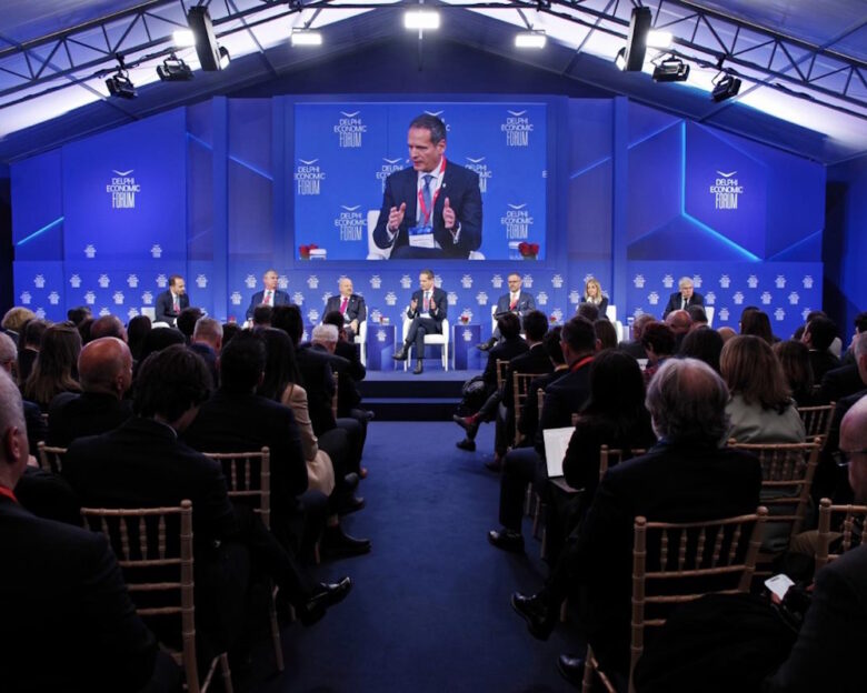 Ο Πρόεδρος και Διευθύνων Σύμβουλος του ΑΔΜΗΕ, Μάνος Μανουσάκης, στο 11ο Οικονομικό Φόρουμ των Δελφών