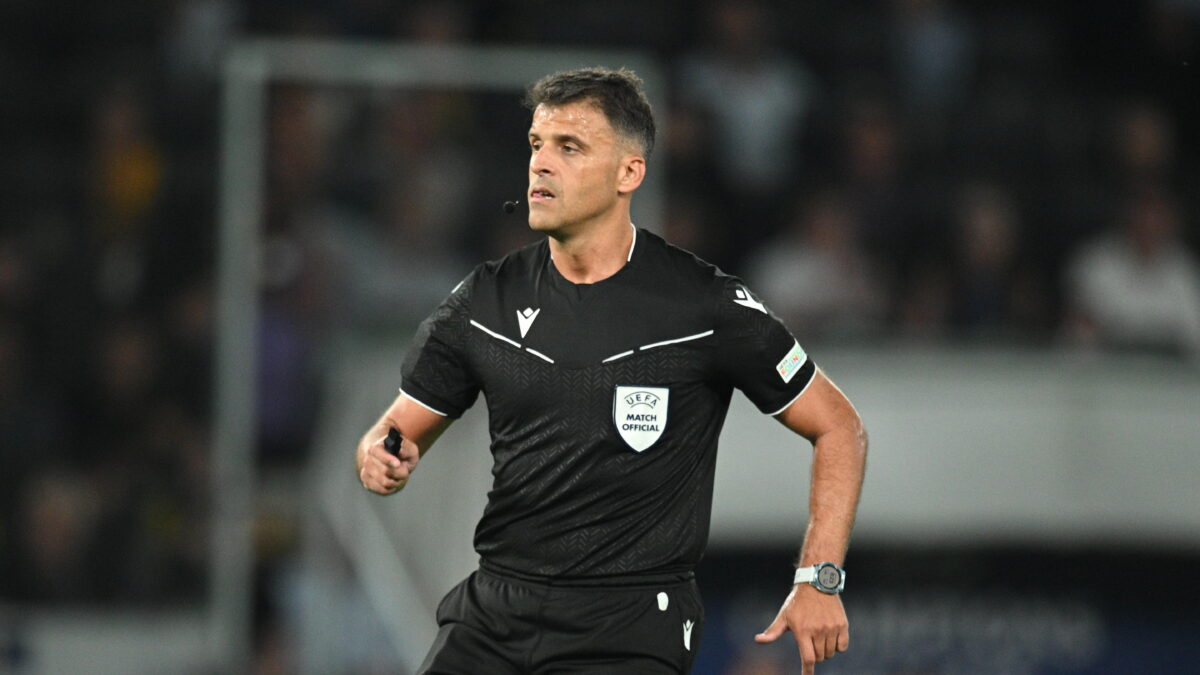 O Ισπανός elite διαιτητής Ζεσούς Χιλ Μανθάνο