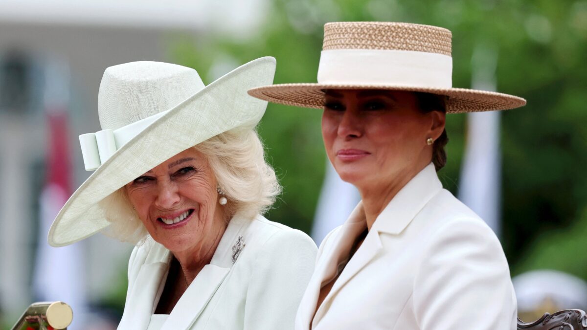 Η βασίλισσα Καμίλα με την Μελάνια Τραμπ