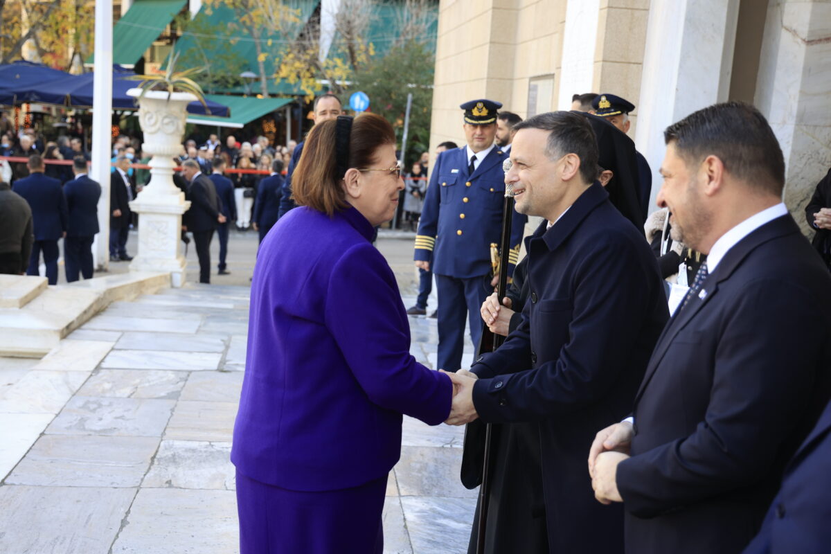 Μενδώνη και Δούκας