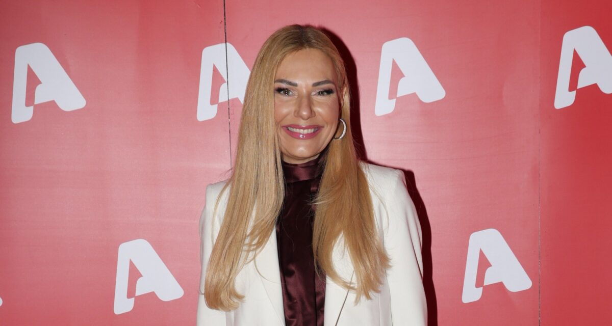 Η Τίνα Μεσσαροπούλου