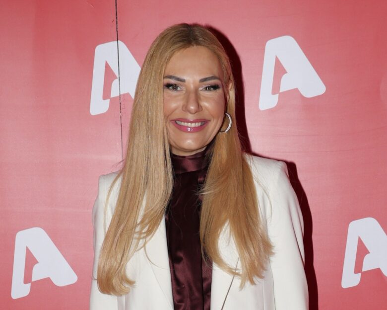 Η Τίνα Μεσσαροπούλου