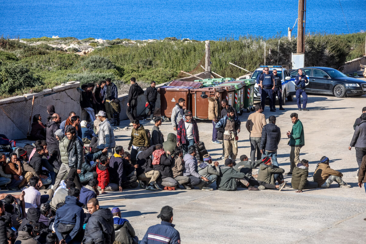Πλεύρης για μεταναστευτικό: Κλιμάκωση μέτρων αν υπάρξει έξαρση ροών
