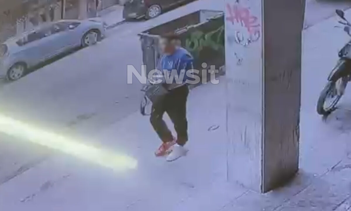 Ο 40χρονος περπατά τρομαγμένος μετά την επίθεση