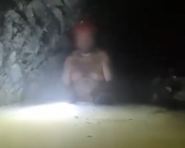 Ο μεταλλωρύχος μέσα στη σήραγγα